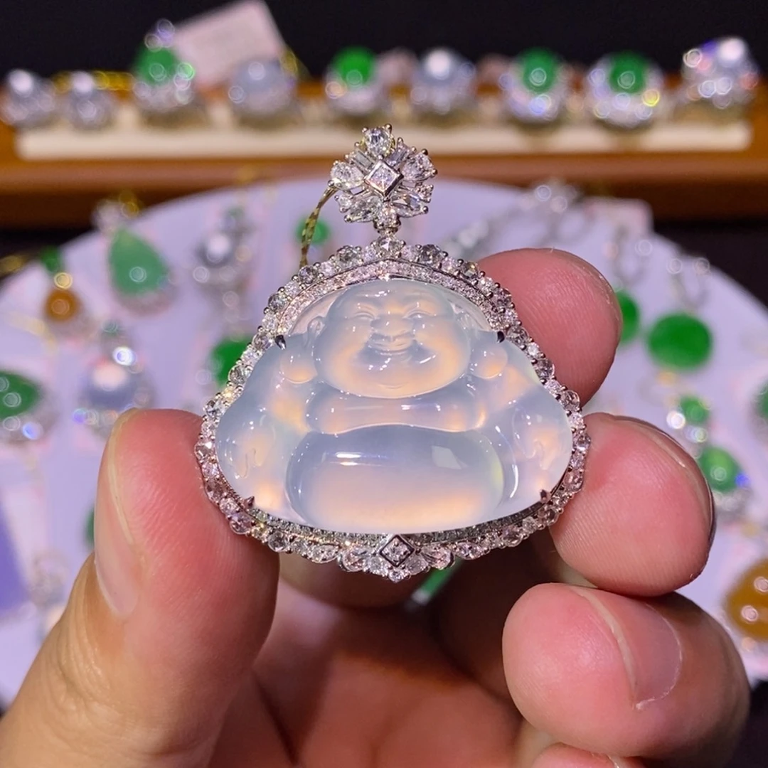 【闪购商品】颈饰18K金镶嵌翡翠