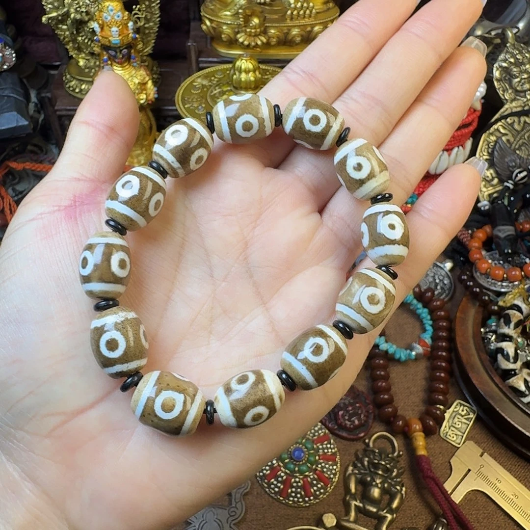 泥塑扎西德勒独特设计