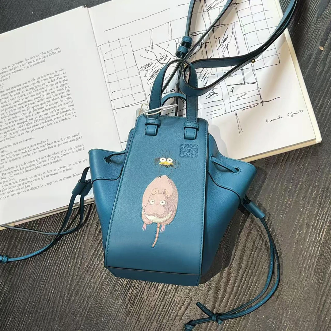 95新 LOEWE/罗意威 舍得 Loewe 千与千寻联名吊床包