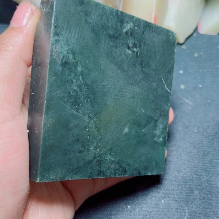 和田玉未镶嵌珠宝奇石