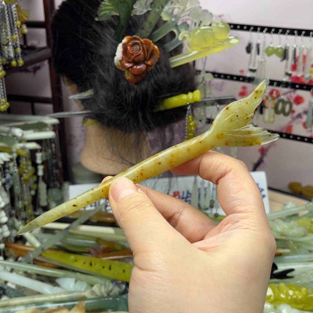 岫玉未镶嵌发饰长度17厘米左右双面雕工双面可戴