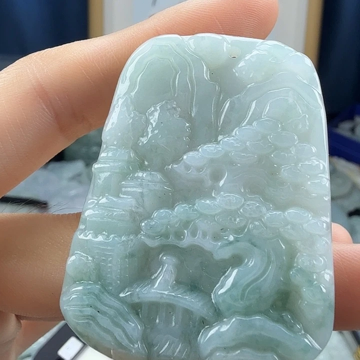 翡翠未镶嵌颈饰翡翠