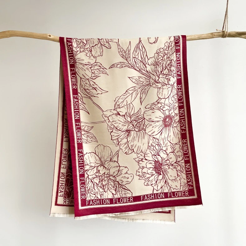 英国Cosp Kosp 秋冬季新款羊绒围巾女高级感时尚印花保暖加厚披肩