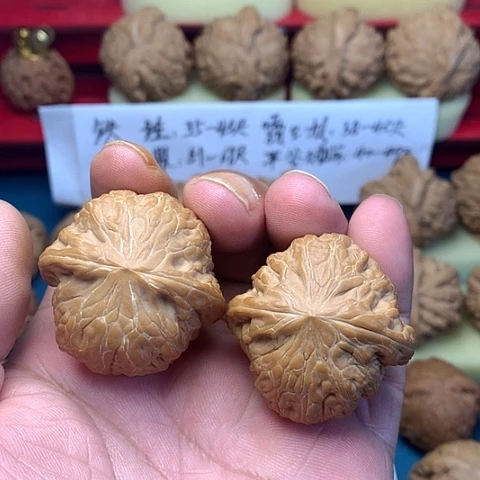 把件文玩核桃猫*生40尺铁锤妹妹