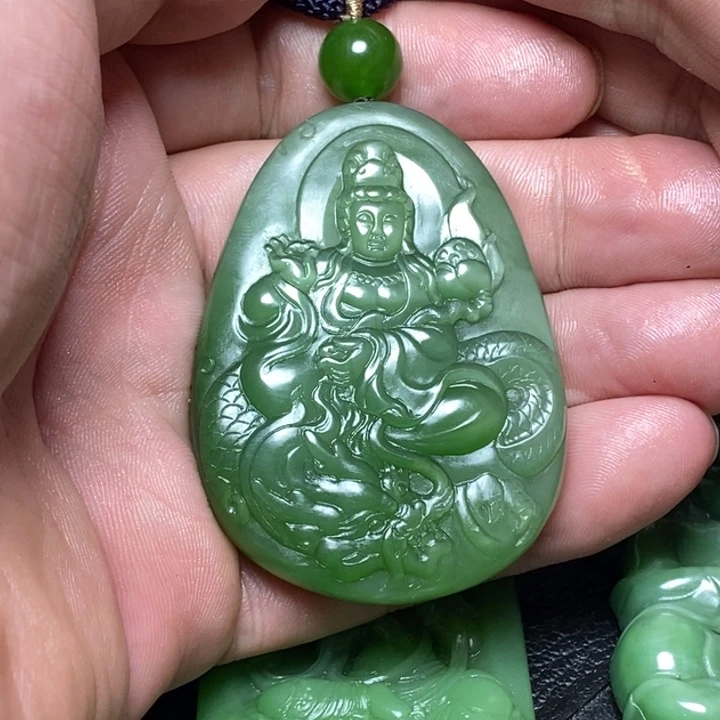 大***吉未镶嵌和田玉（碧玉）挂件