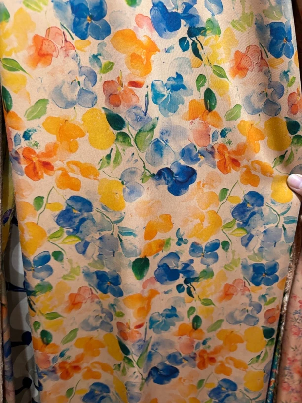 佰汇福天蚕丝！花卉款面料柔软亲肤