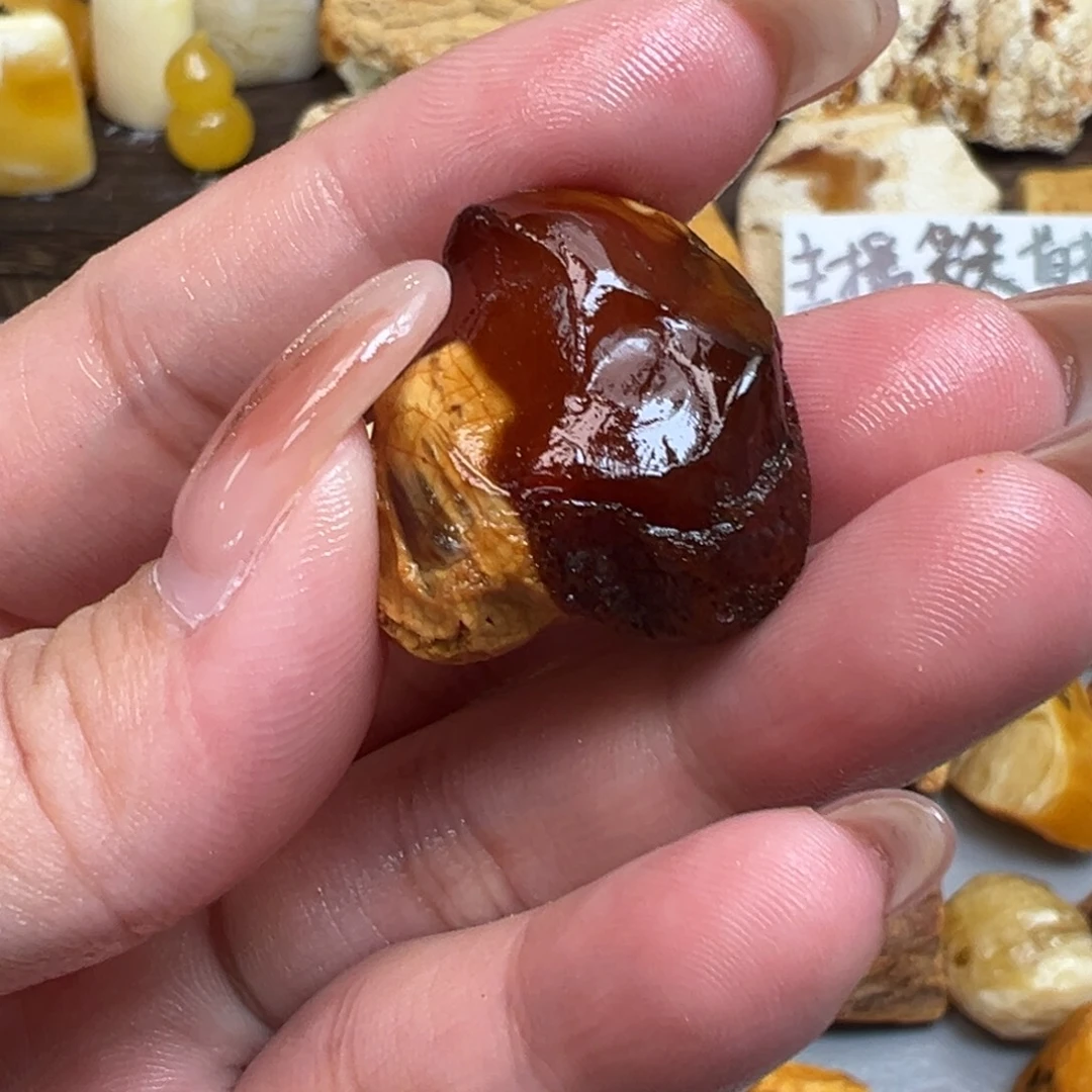 牛***.未镶嵌定制琥珀蜜蜡