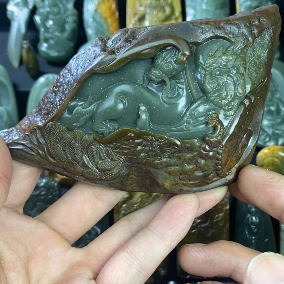 岫岩河磨玉（透闪石质玉）未镶嵌摆件