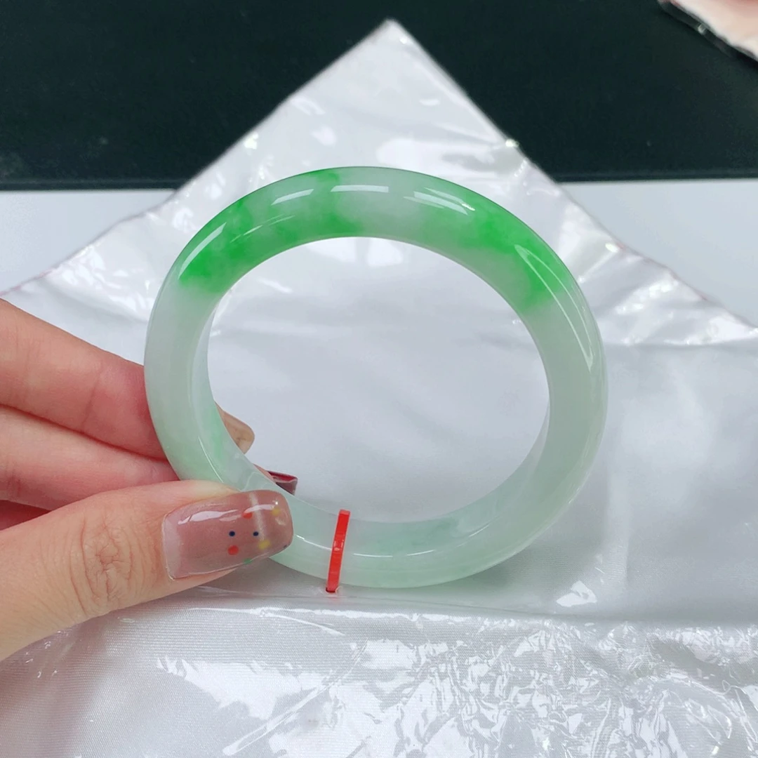 未镶嵌手镯翡翠110