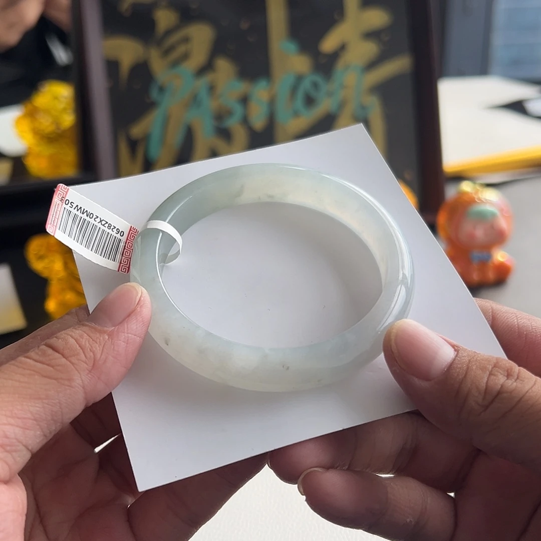 翡翠未镶嵌手镯10号 57.3