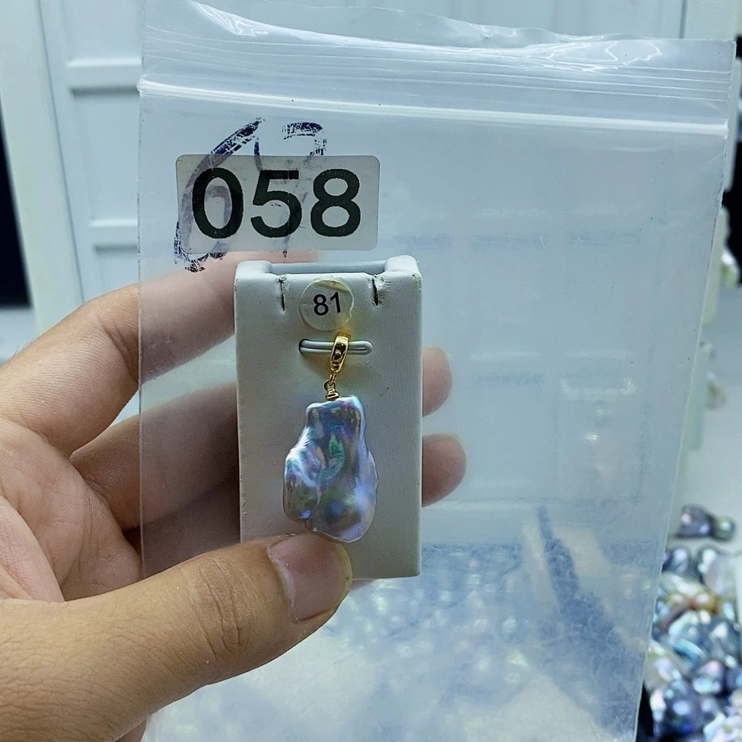 淡水珍珠合金颈饰