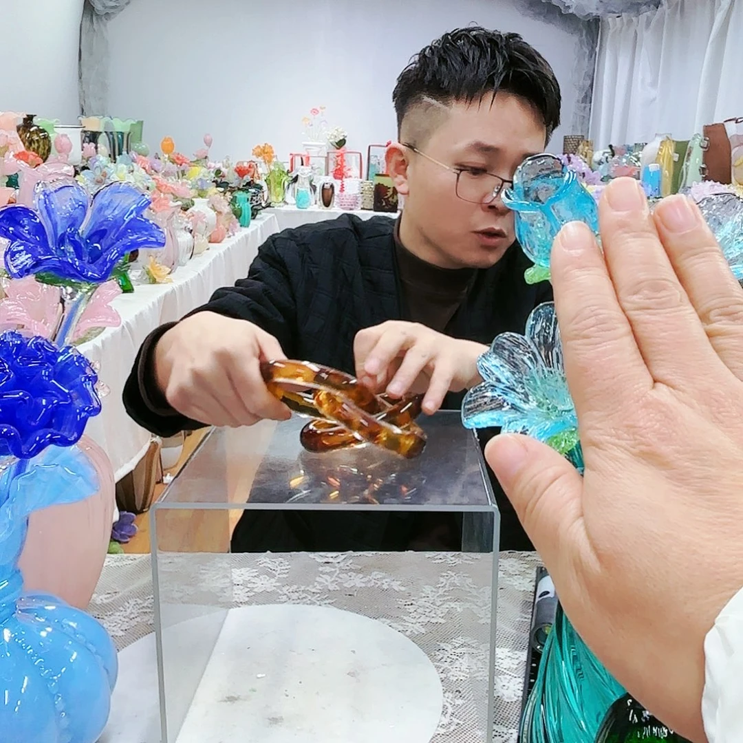福利不退不换琉璃艺术品