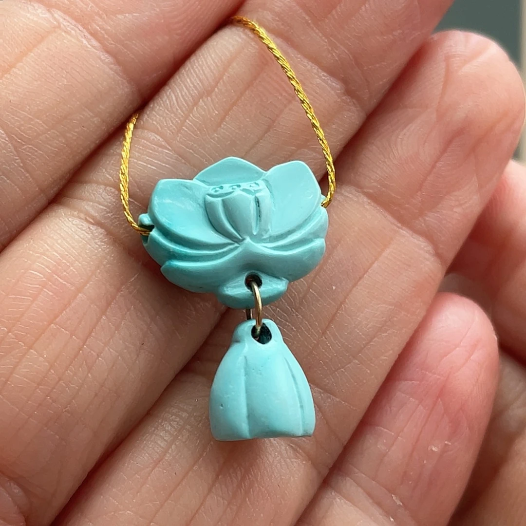 绿松石未镶嵌颈饰