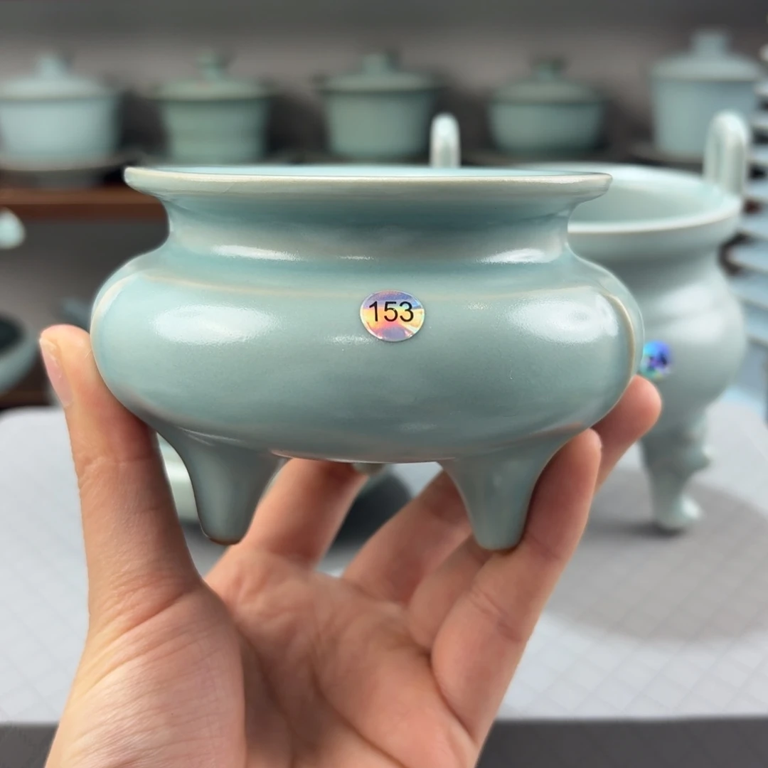 摆件瓷编号153仿古釉香炉