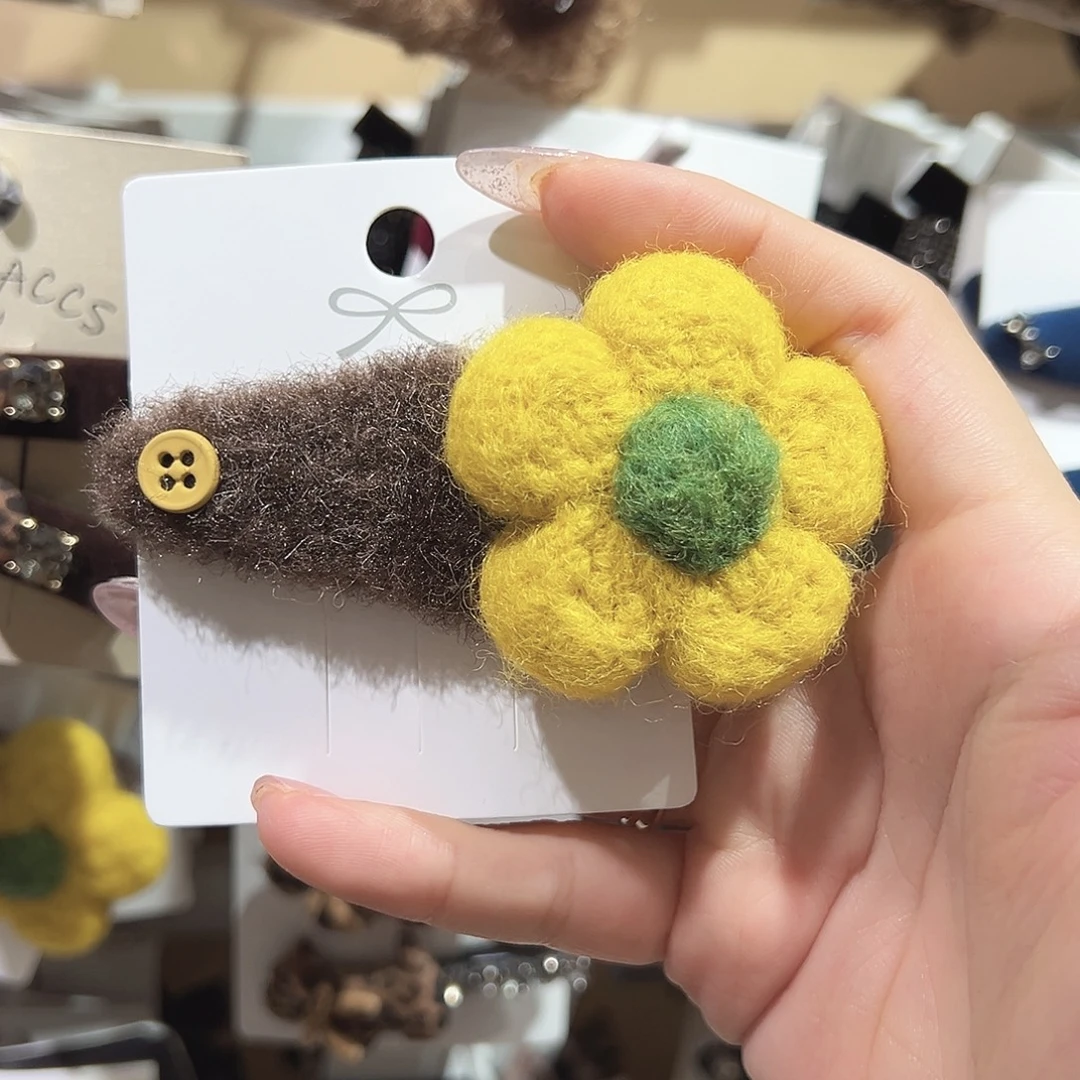 皮质铁合金黄色花掰掰夹