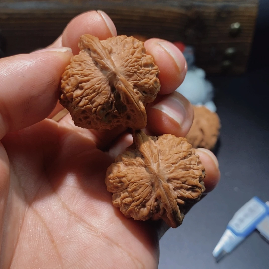 文玩核桃把件血麒麟A586