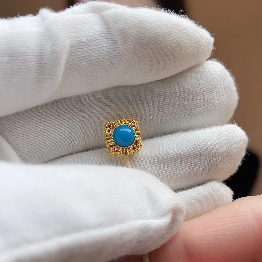 绿松石珠宝奇石18K金镶嵌