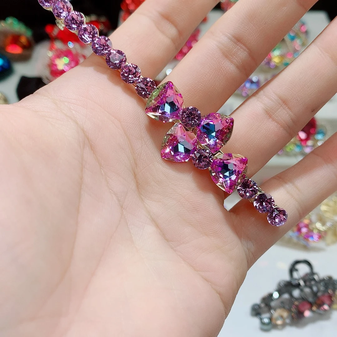 皮质铁合金发饰等