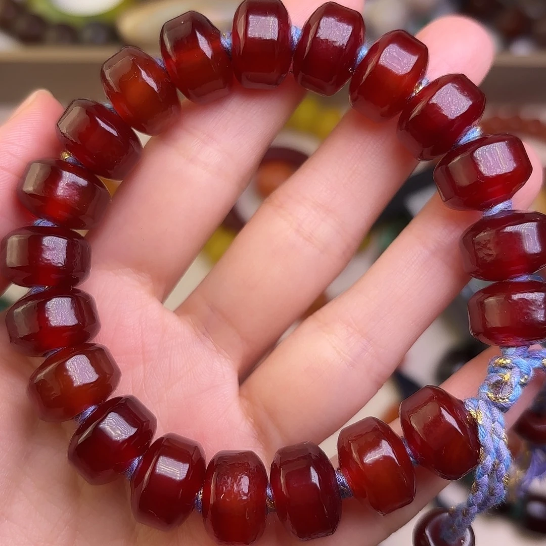 摸***鱼玛瑙/玉髓未镶嵌颈饰