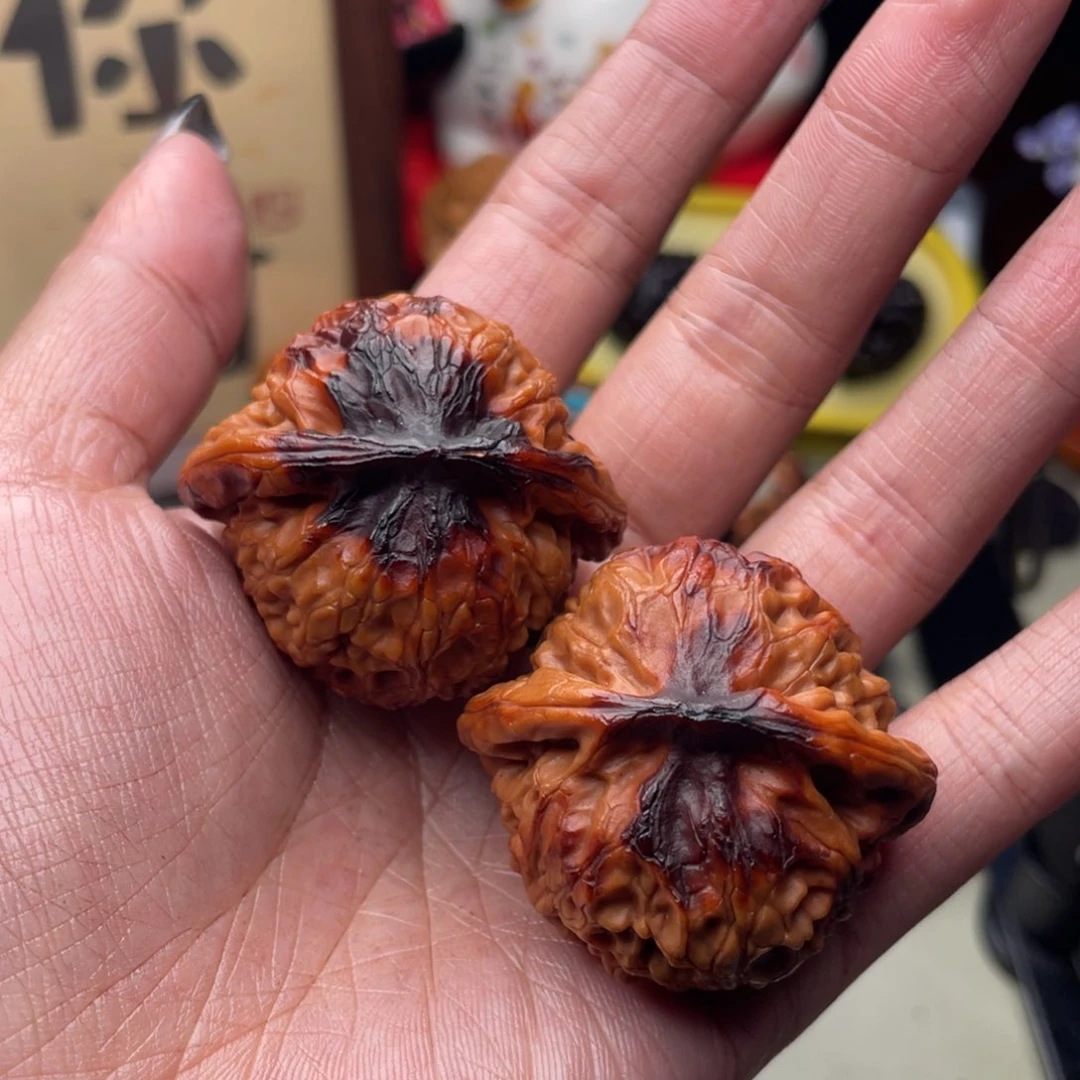 文玩核桃把件焦糖灯