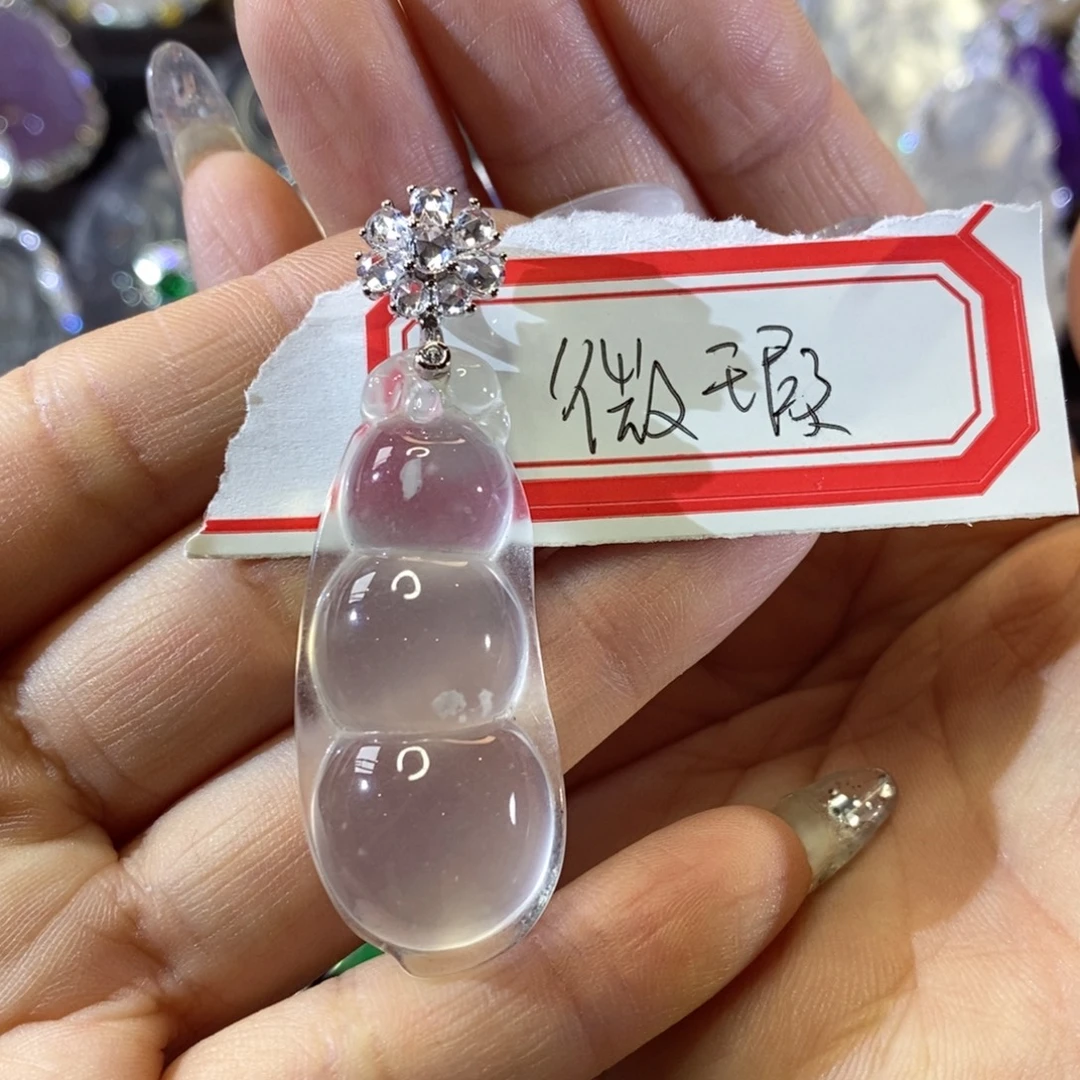 t***Z颈饰银S925镶嵌石英质玉
