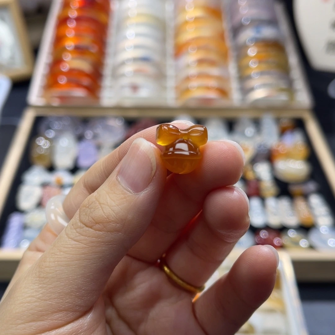 玛瑙/玉髓未镶嵌颈饰