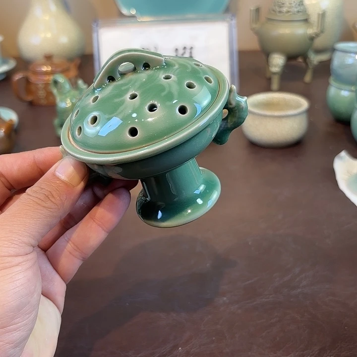 瓷片龙泉青瓷福利青瓷
