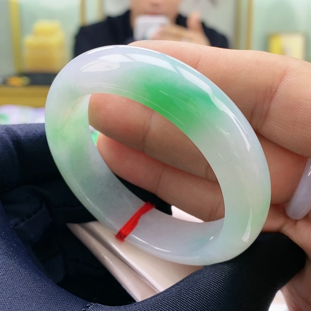 【闪购商品】未镶嵌手镯翡翠轮胎