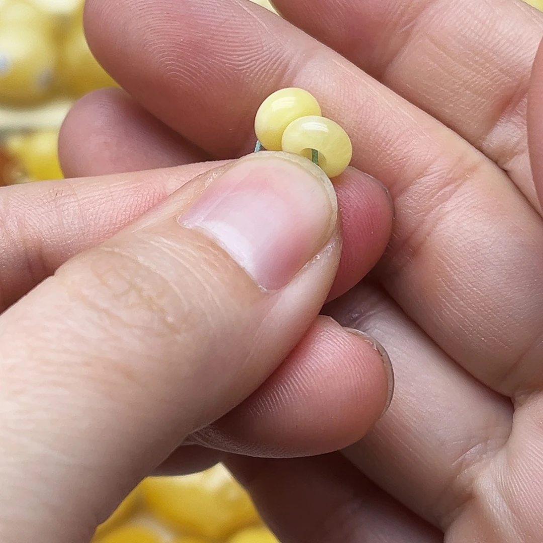 蜜蜡未镶嵌裸石天然