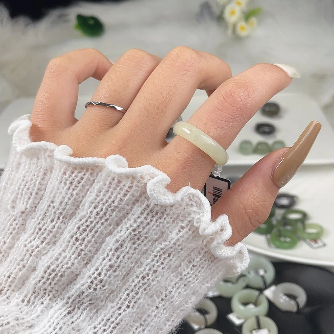 和田玉未镶嵌戒指U61奶蓝泥鳅背17.8mm