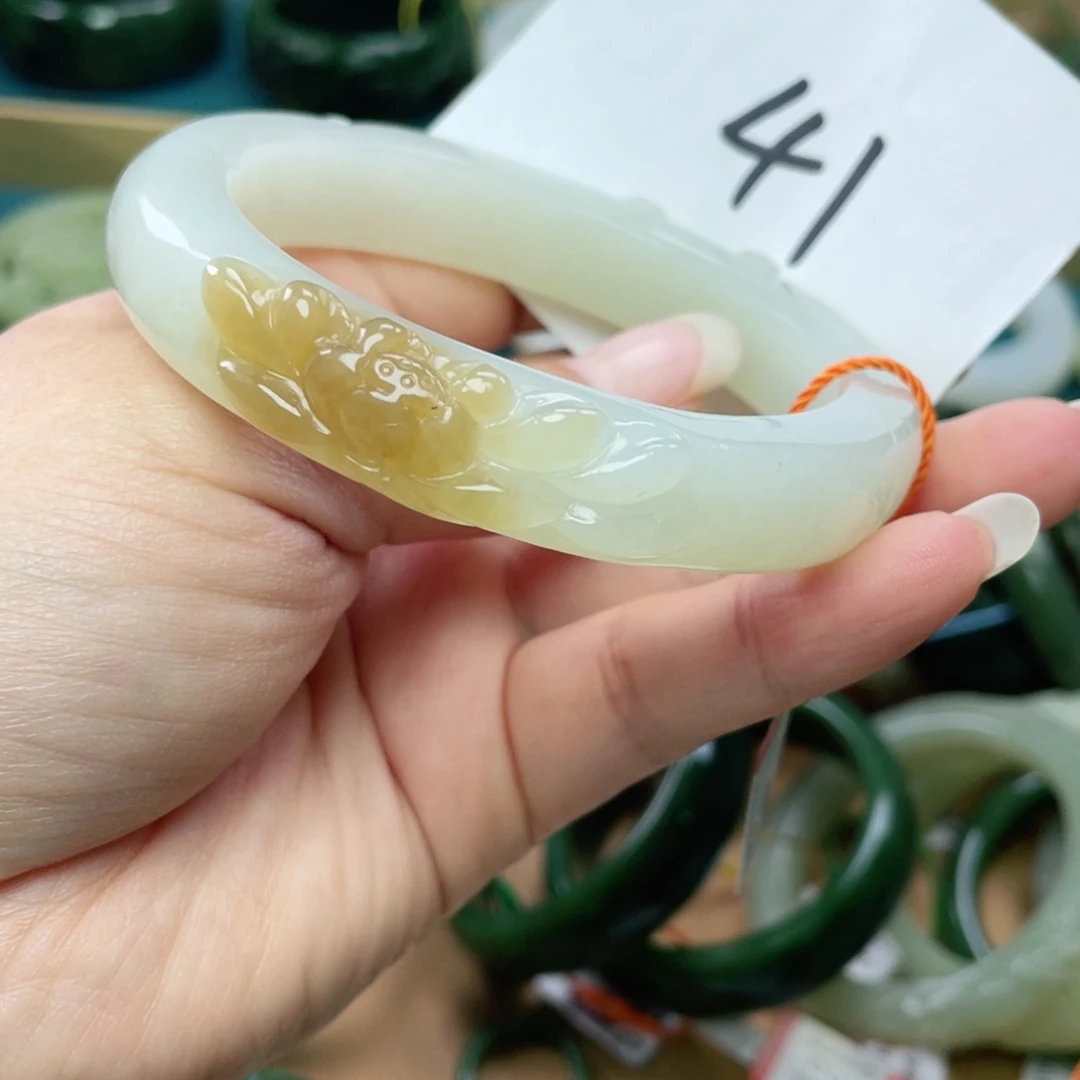 未镶嵌手镯和田玉圈口62