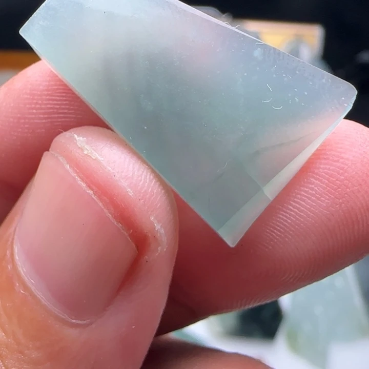 未镶嵌定制翡翠不包工