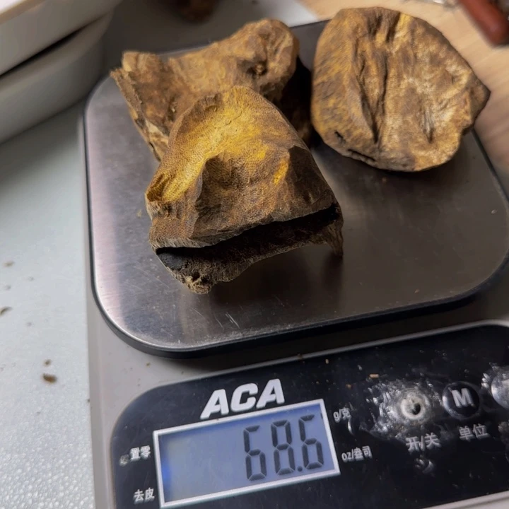 琳***爱香榧木陆河锯合68克