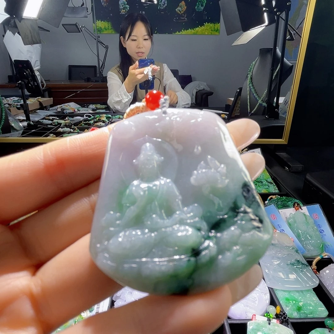 颈饰未镶嵌翡翠一