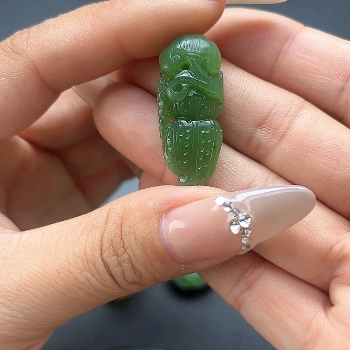 【闪购商品】颈饰未镶嵌和田玉