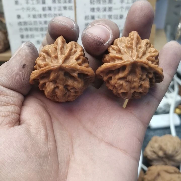 桃核吊坠4/38尺野牛三棱