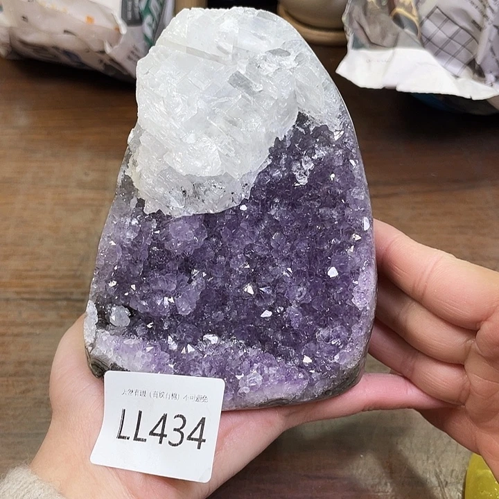水晶大型摆件（非配饰）未镶嵌