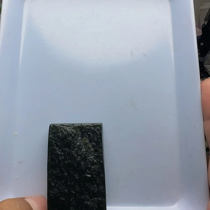 和田玉（糖玉）未镶嵌车挂咖***头