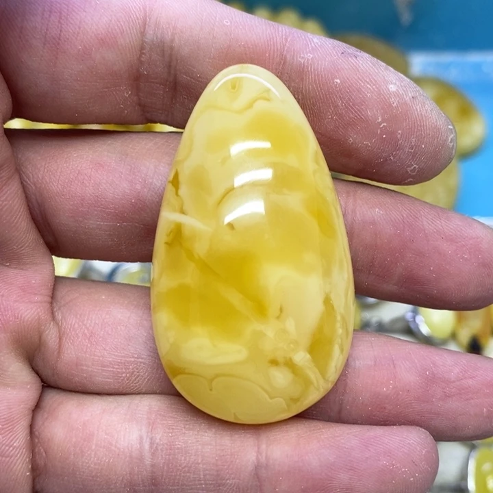 蜜蜡裸石未镶嵌吊坠