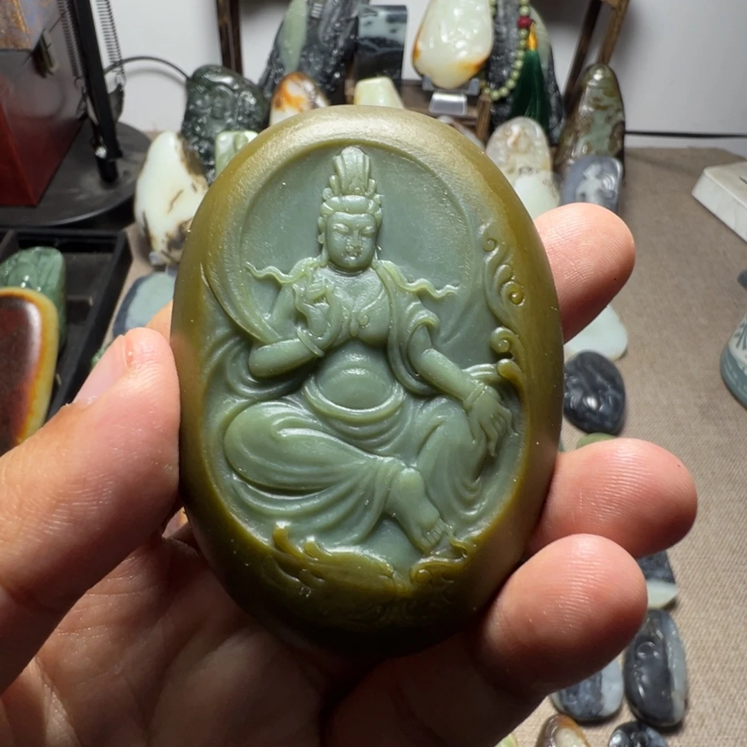 和田玉未镶嵌挂件观音