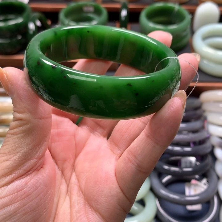【闪购商品】未镶嵌手镯和田玉（碧玉）