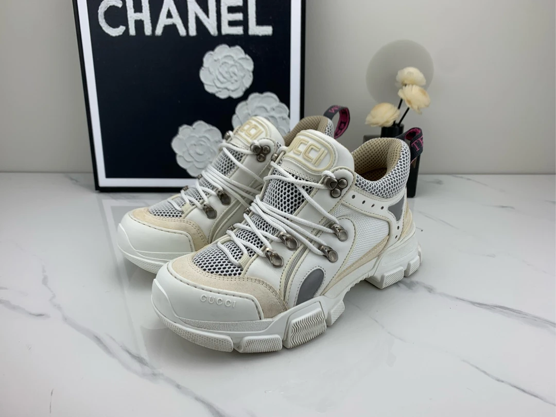 99新 GUCCI/古驰 白色登山鞋 37码/mg00010