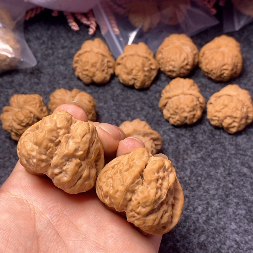 【闪购商品】文玩核桃吊坠半***寿43.5蛤蟆头