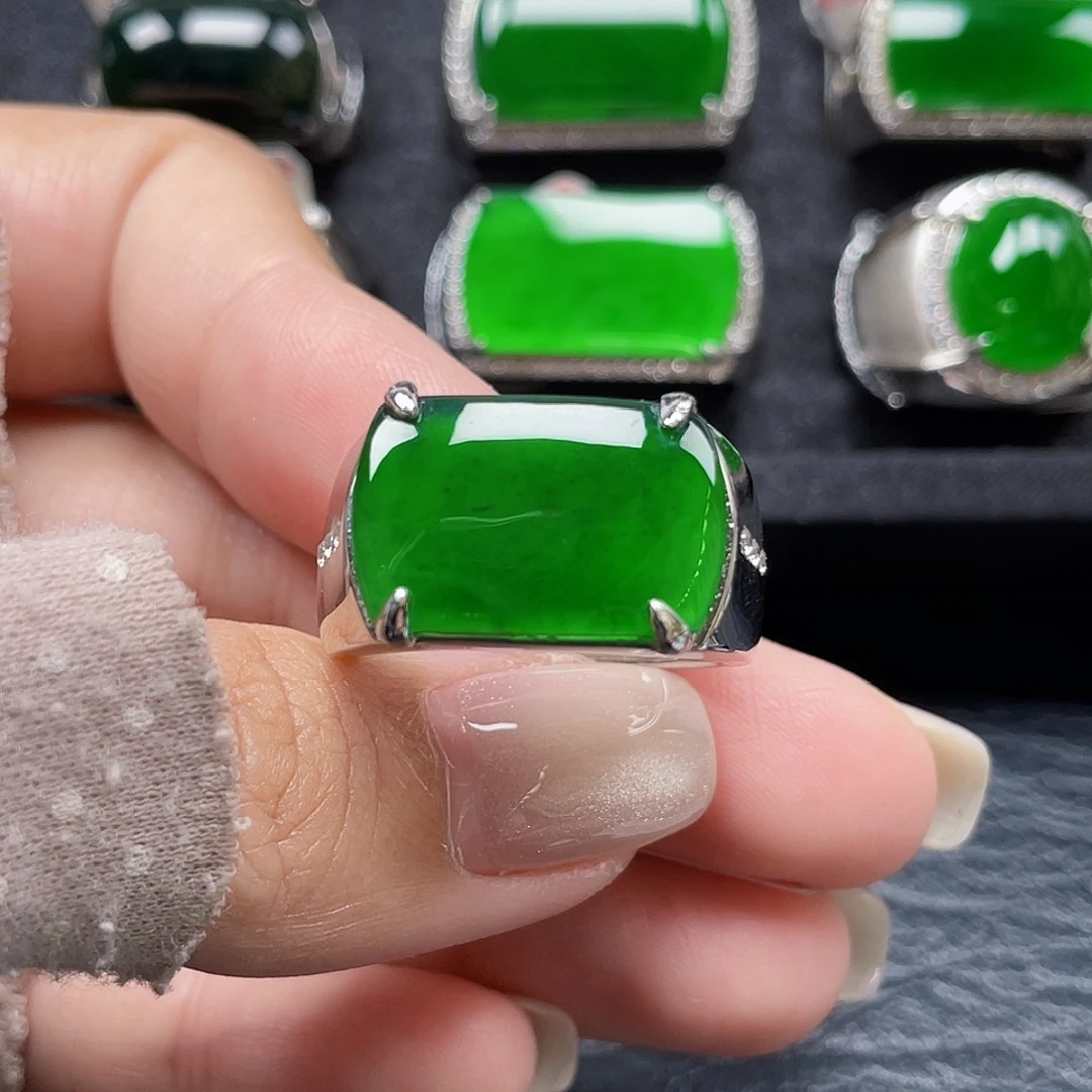 翡翠银S925镶嵌戒指天然A货翡翠没运费险0158