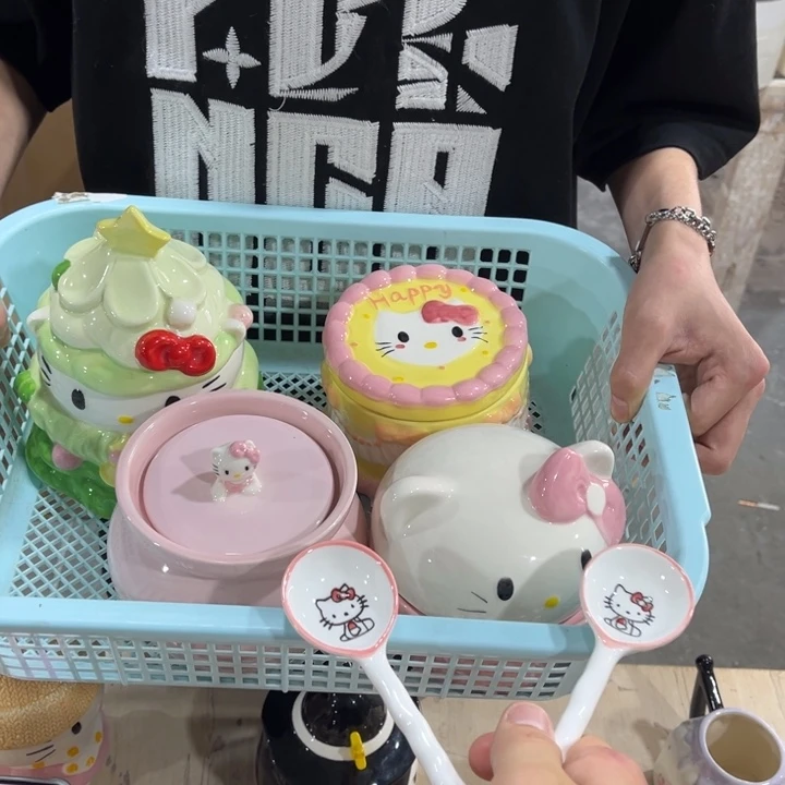 这么多人在一起玩啊