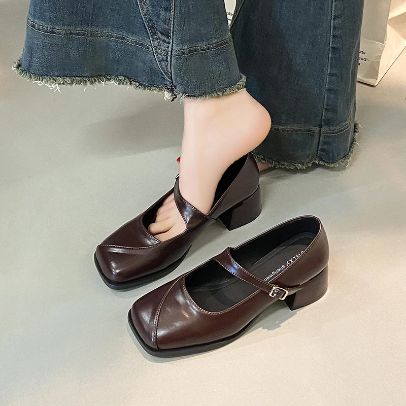 粗跟玛丽珍女鞋2025春季新款法式单鞋一字带仙女风气质方头小皮鞋