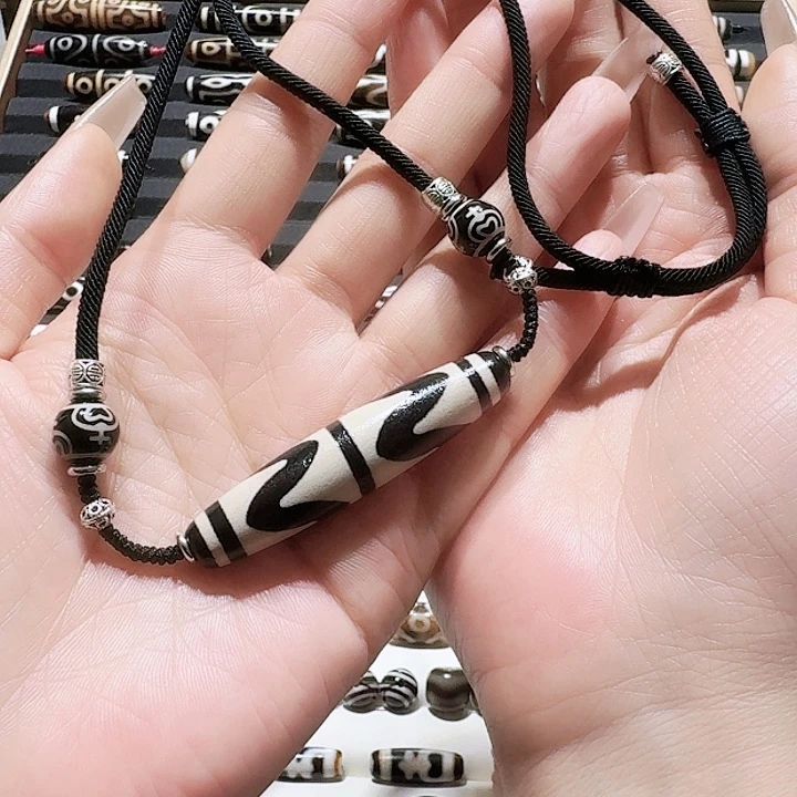 玛瑙/玉髓合金颈饰