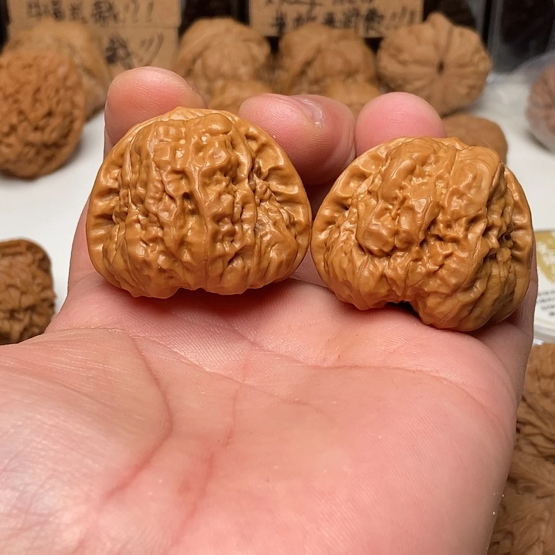 文玩核桃把件蛤蟆头40