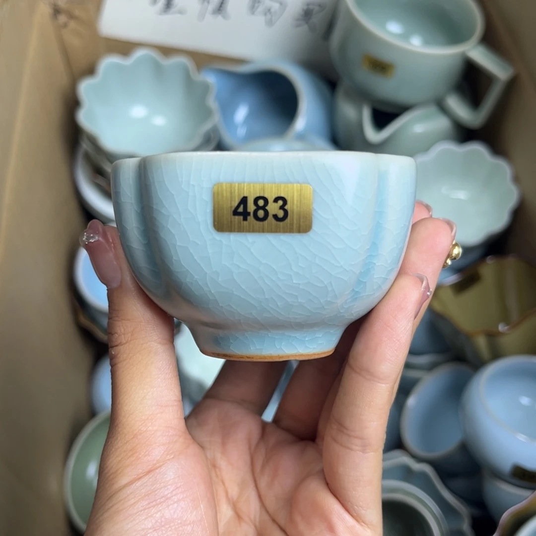 摆件L****n483哈哈哈哈哈哈哈