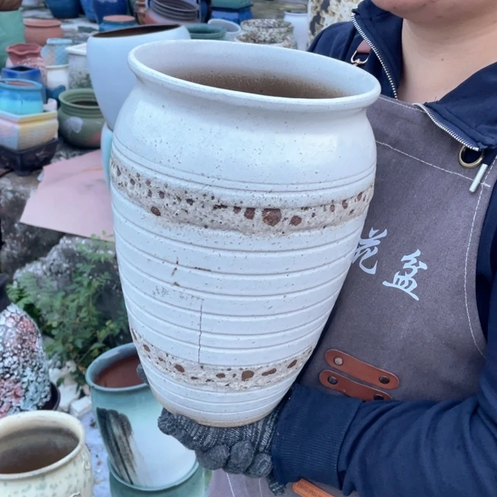 花盆紫砂口20高31瑕疵瑕疵